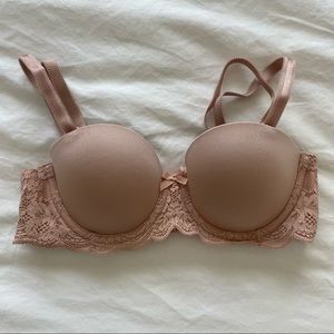 Victoria’s Secret Lightly Lined Strapless Convertible Bra 30B NWOT